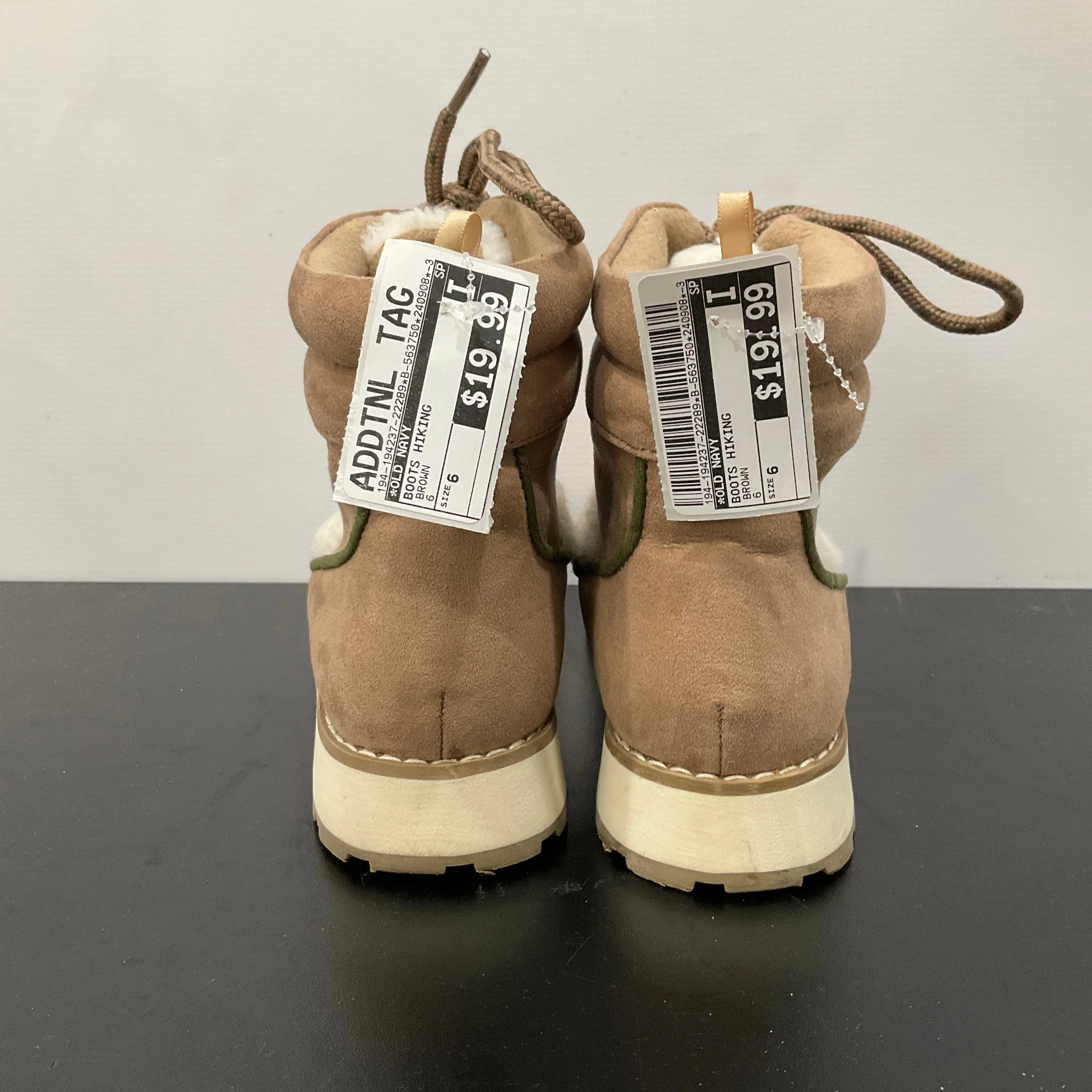 Boots Hiking By Old Navy In Brown, Size: 6