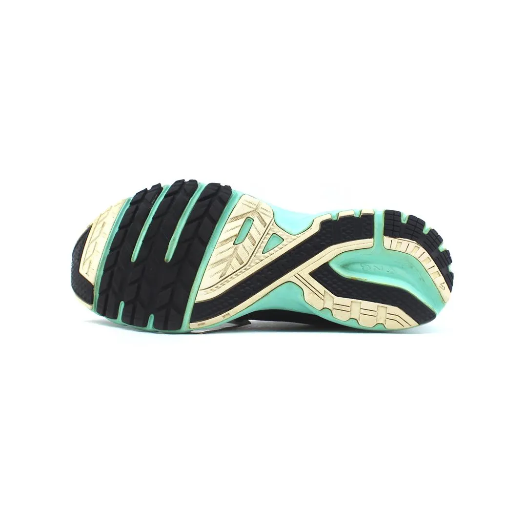 BROOKS LAUNCH  3